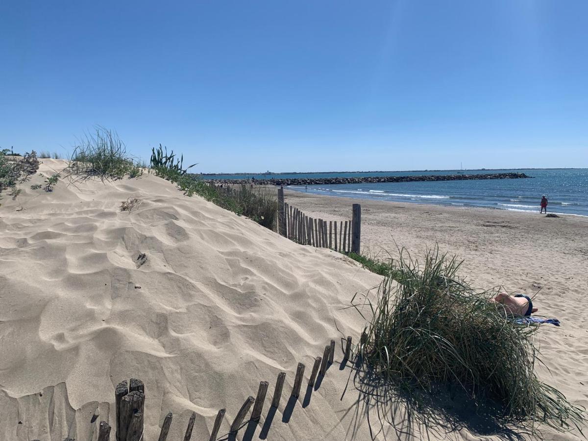 La Mer Et La Plage Au Bout Du Parc Appartement 4 Couchages Avec Jardin La Grande-Motte Exterior foto